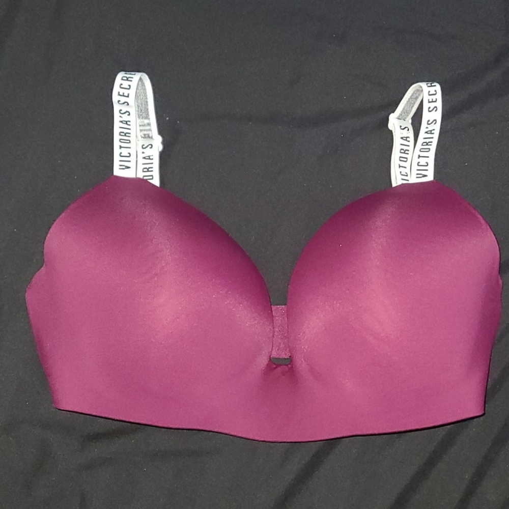 VICTORIA'S SECRET BRAS